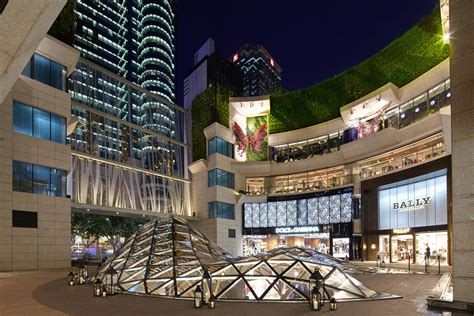 K11 購物藝術館停車場 K11 Art Mall .
